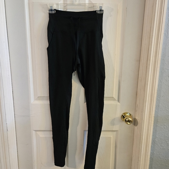 Glyder Versatile Leggings Black Size Small Yoga Pants - Picture 1 of 9